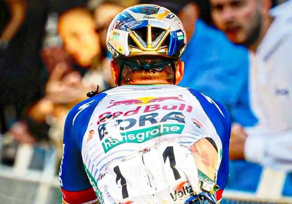 Volta a Catalunya: Godon Wins After Evenepoel Crash & Vingegaard Misses Out