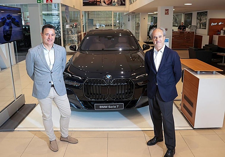 «No debemos imponer un modelo de coche; tenemos que dejar que el cliente elija»