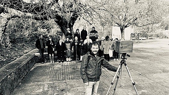 Inauguración de la exposición 'Argia Harrapatzeko Tramankuluak versus Abiadura Handiko Trena'