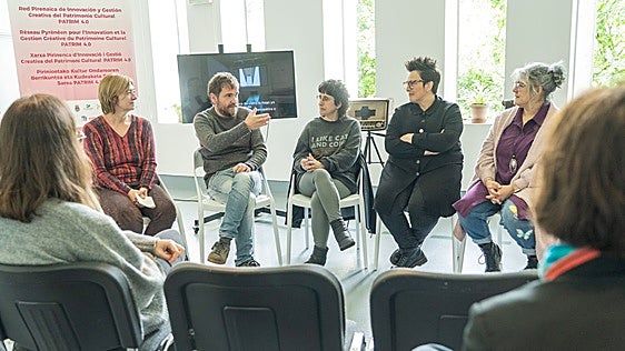 El TAV frente al TAV, pasado y presente cara a cara en la nueva exposición de Igartubeiti