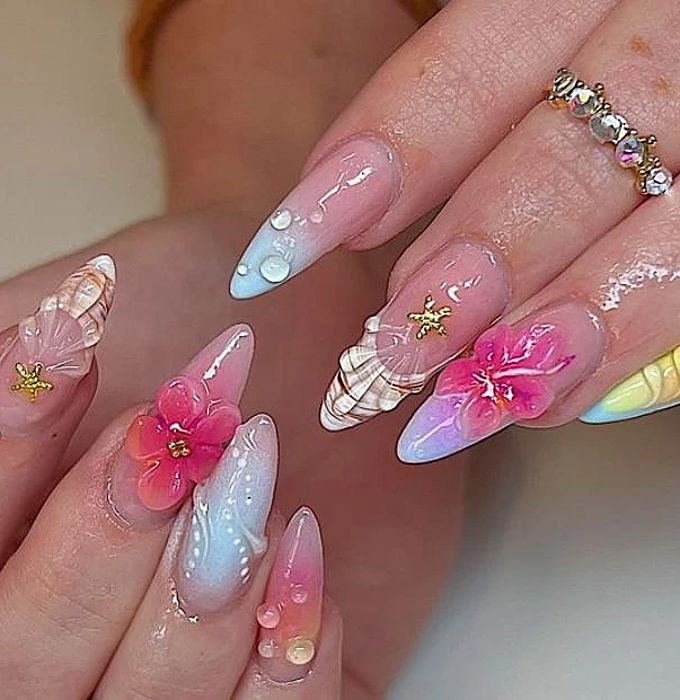 Manicura con acabado 3D.