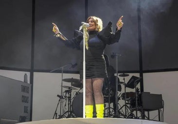 El rompedor 'look' con guiño a Donostia del que presume Amaia Montero