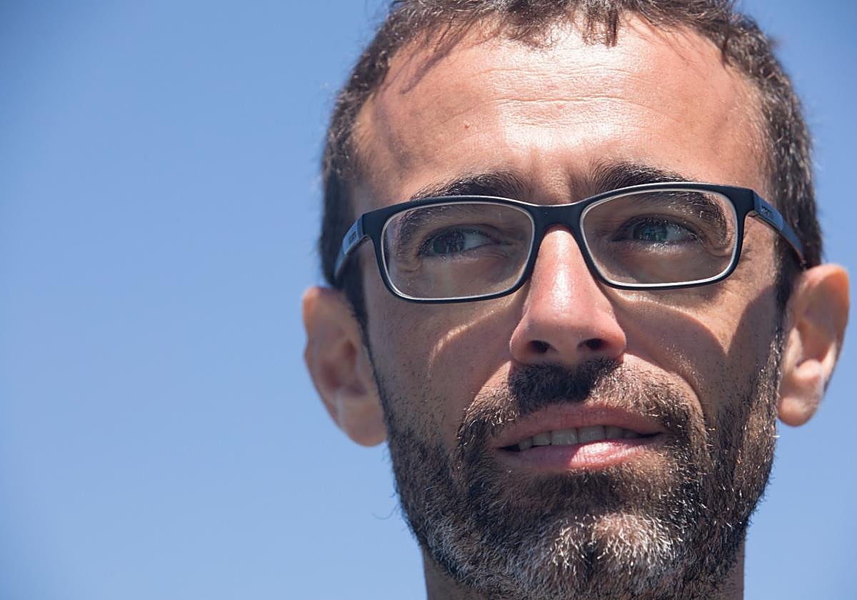 Ibon Martín presenta en Aula DV 'Bajamar', su nuevo thriller, ambientado en Lekeitio