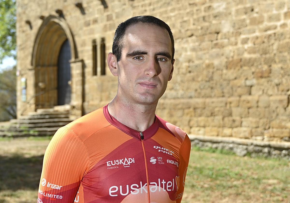 Xabier Isasa: «Tengo la ilusión de correr el Tour; es la carrera que he visto desde pequeño en la tele»