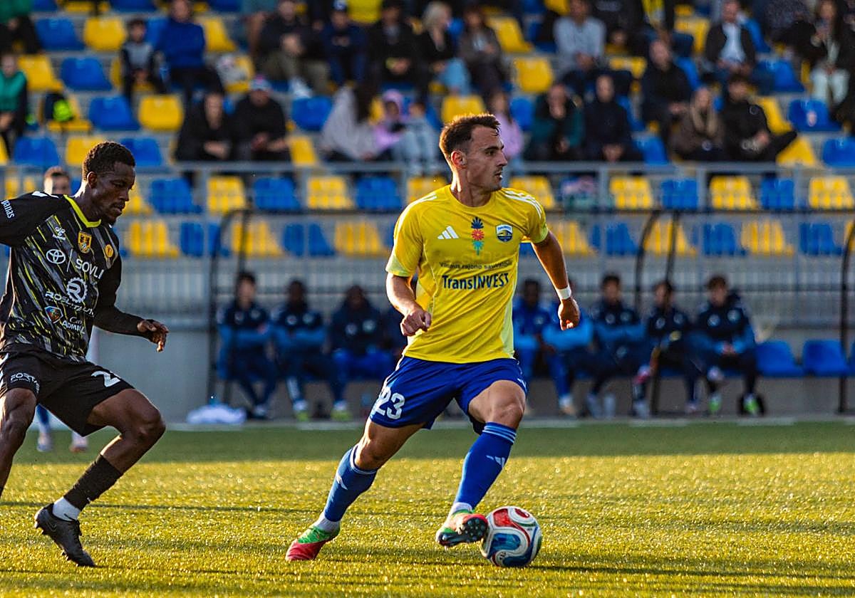 Xabi Auzmendi, de la cantera de la Real Sociedad a pichichi en Lituania: «El año pasado llegamos a -20 °C y te tiras meses sin ver el sol»