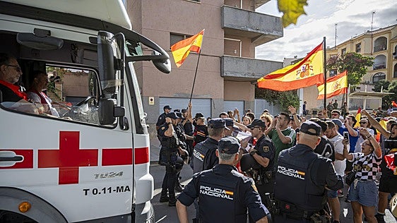 La Cruz Roja y la acción humanitaria, en la diana de la intoxicación digital