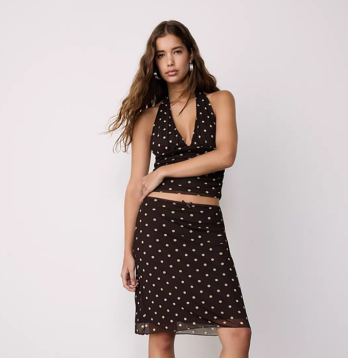 Conjunto entero de lunares.