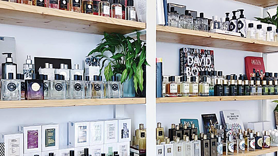 Los perfumes que huelen a verano: menos reglas y más personalidad