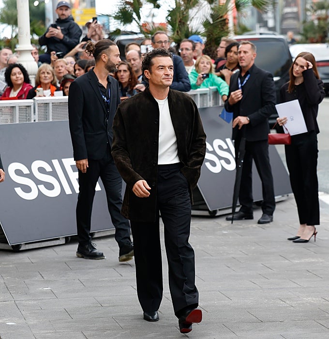 Orlando Bloom con el esmoquin de gala.