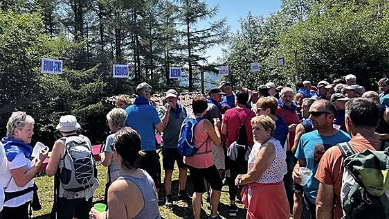 Fiesta mendizale en las campas de Duru con gastronomía, música y herri kirolak