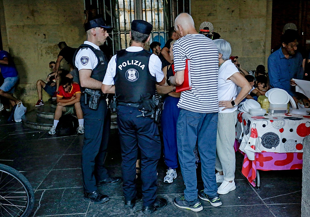 Donostia aprueba la ampliación de hasta 416 comidas diarias a personas en situación de calle