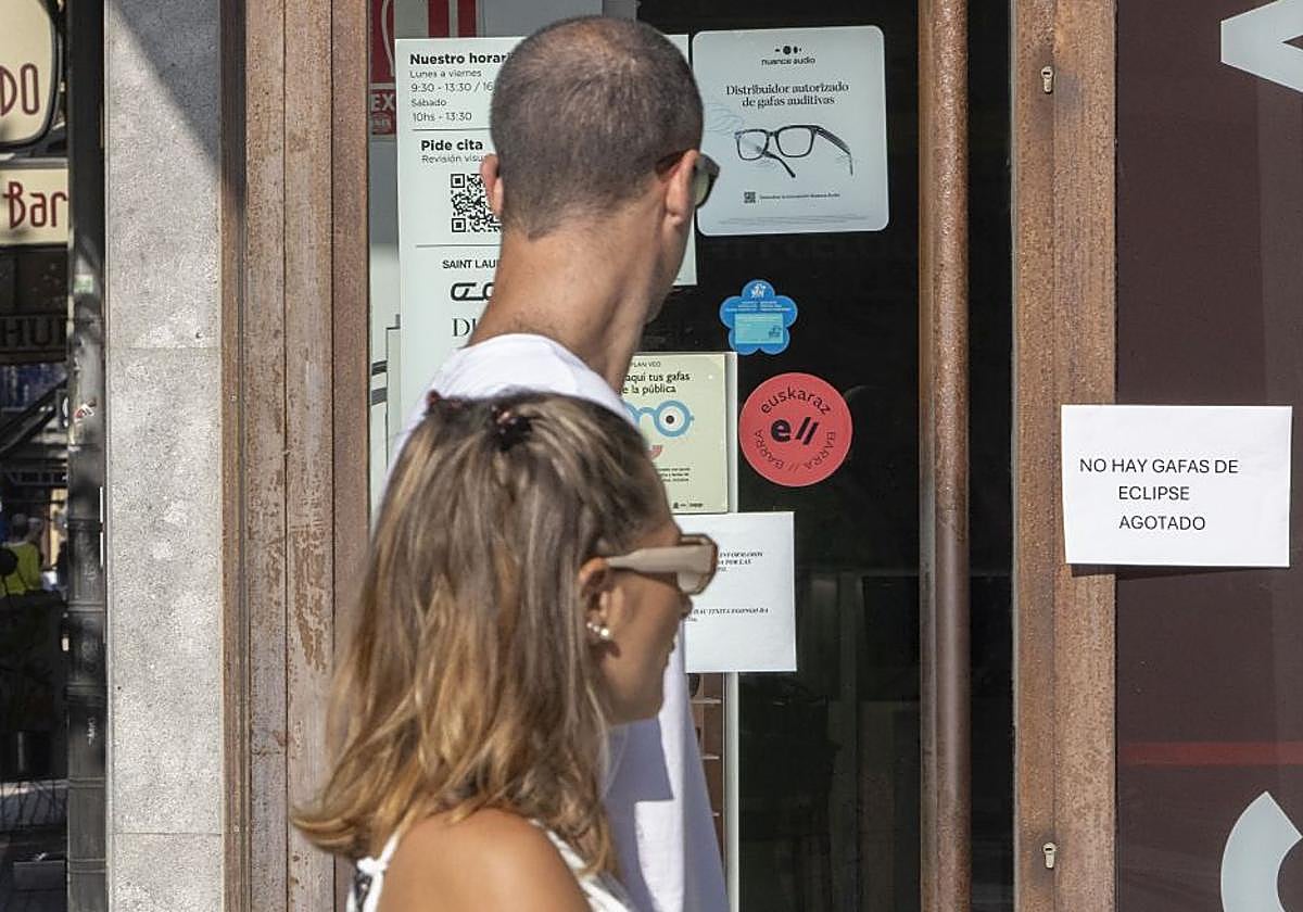 Las gafas para ver el eclipse se agotan en Gipuzkoa
