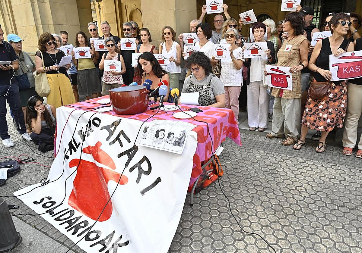 KAS critica que la alternativa del Ayuntamiento a las cenas solidarias «no es integral si hay personas que se quedan fuera»