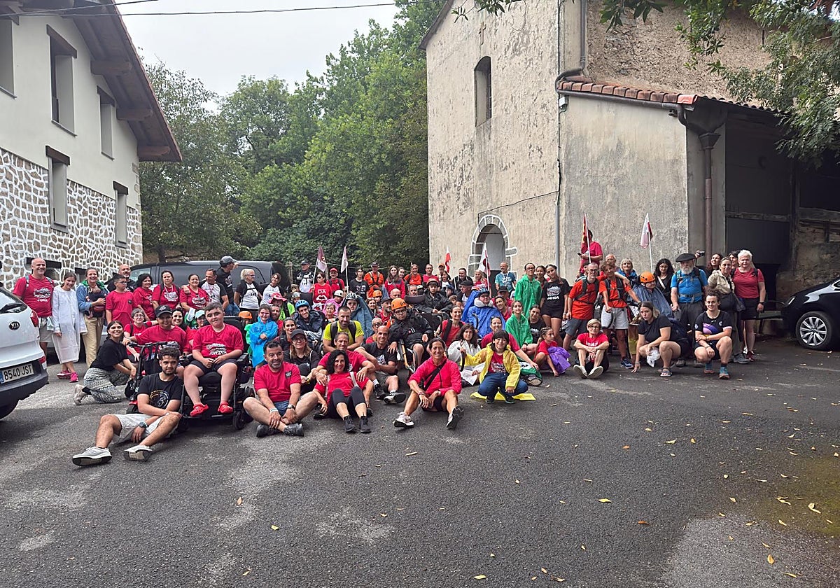 Jóvenes con Duchenne y espina bífida alcanzan la cruz de Oñatz