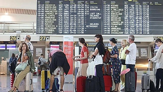 Los vuelos delatan a una mujer que engañó a Lanbide para cobrar 15.000 euros