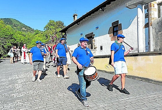 Tradizioz betetako San Bartolome eguna