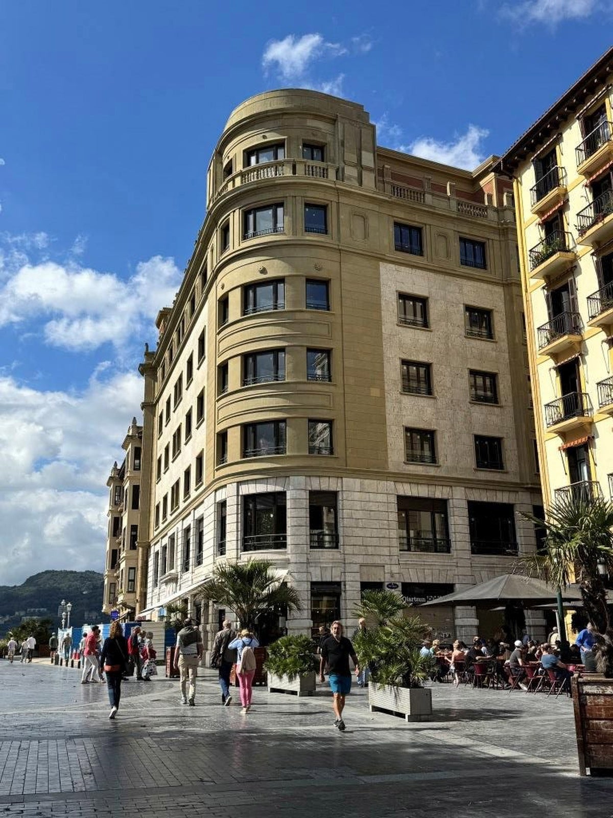 La doble vida del antiguo Casino Easonense