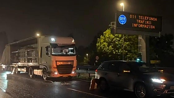 El camionero que fue a trabajar, cargó mercancía en Hernani y apareció con 75 kilos de cocaína en un control en Irun