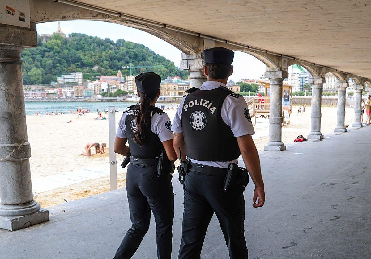 Un hombre ofrece cocaína a dos policías de paisano en San Sebastián y acaba condenado a año y medio de cárcel