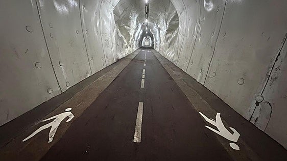 Instaladas 35 cámaras y 20 altavoces en el túnel de Morlans para permitir el paso a los peatones 17 años después
