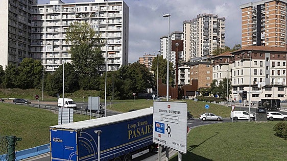 La Diputación deberá retomar en un plazo de cuatro meses el proyecto para conectar directamente el Puerto de Pasaia con la variante de Donostia