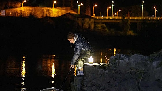 La campaña de pesca de la angula, en el aire