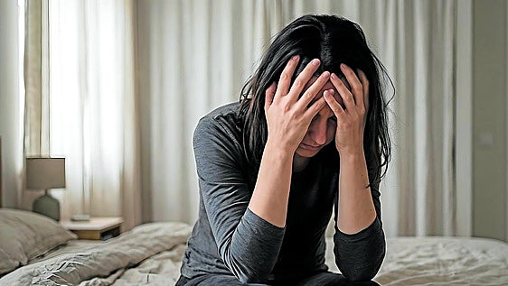 «A veces paso tres días a oscuras en la cama, esperando que cese la migraña»
