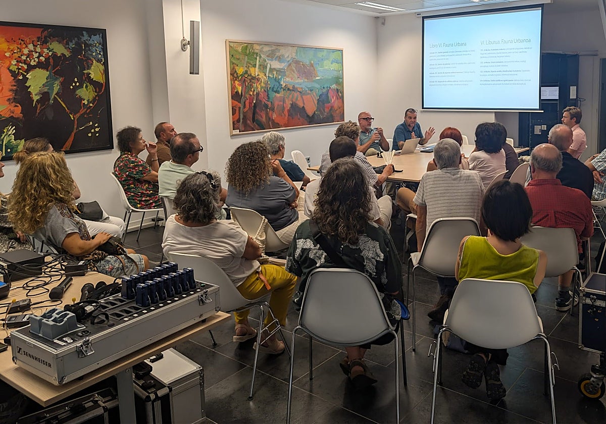 Se avanza en la nueva ordenanza de bienestar animal y convivencia de Zarautz