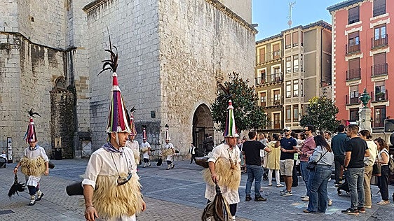 Herriak larunbatean ospatuko du bere euskal nortasuna aldarrikatzeko jaia