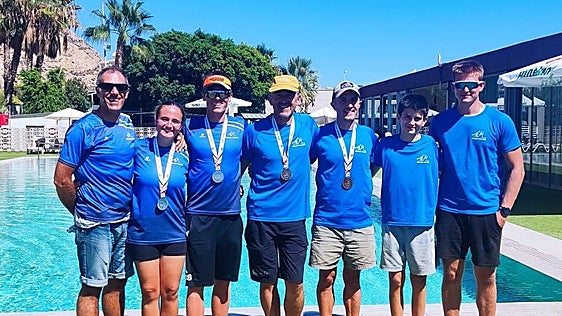 Pasaia Kayak logró tres medallas en el campeonato estatal de kayak de mar