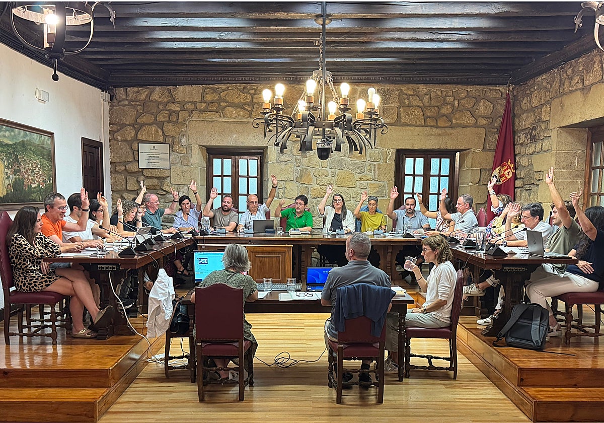El Ayuntamiento de Zarautz acuerda las ordenanzas fiscales y los precios públicos para el año 2027