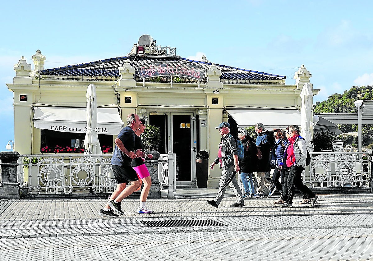 Los gestores de Bataplán y Café de La Concha se adjudican su explotación hasta el año 2045