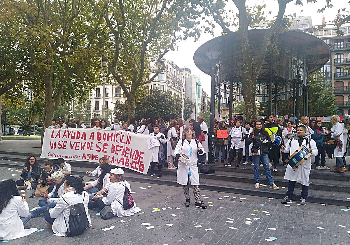 El 92% de las afiliadas de CCOO apoyan el preacuerdo de convenio del SAD de Donostia