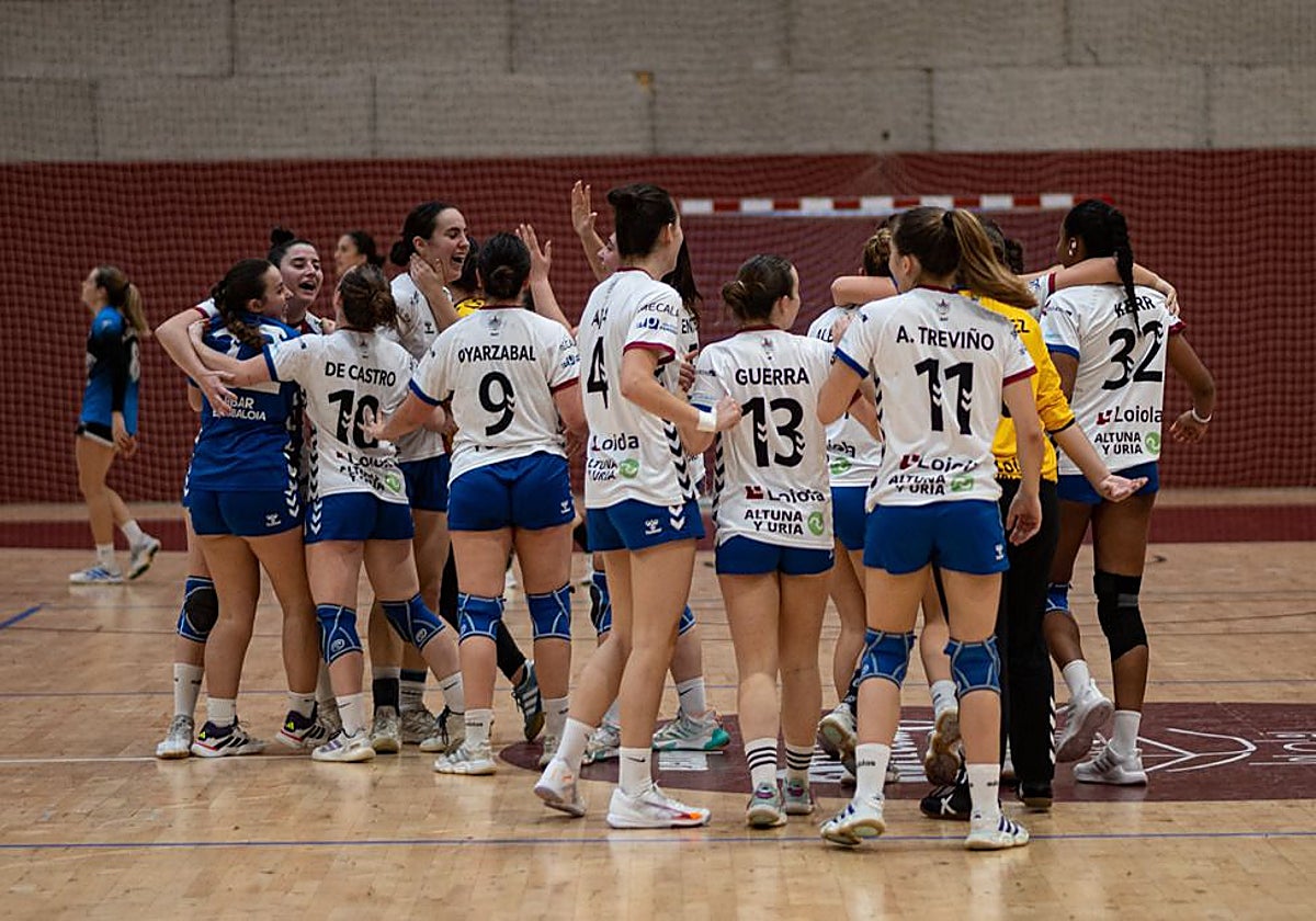 El Eibar Eskubaloia completa un fin de semana perfecto con triple victoria