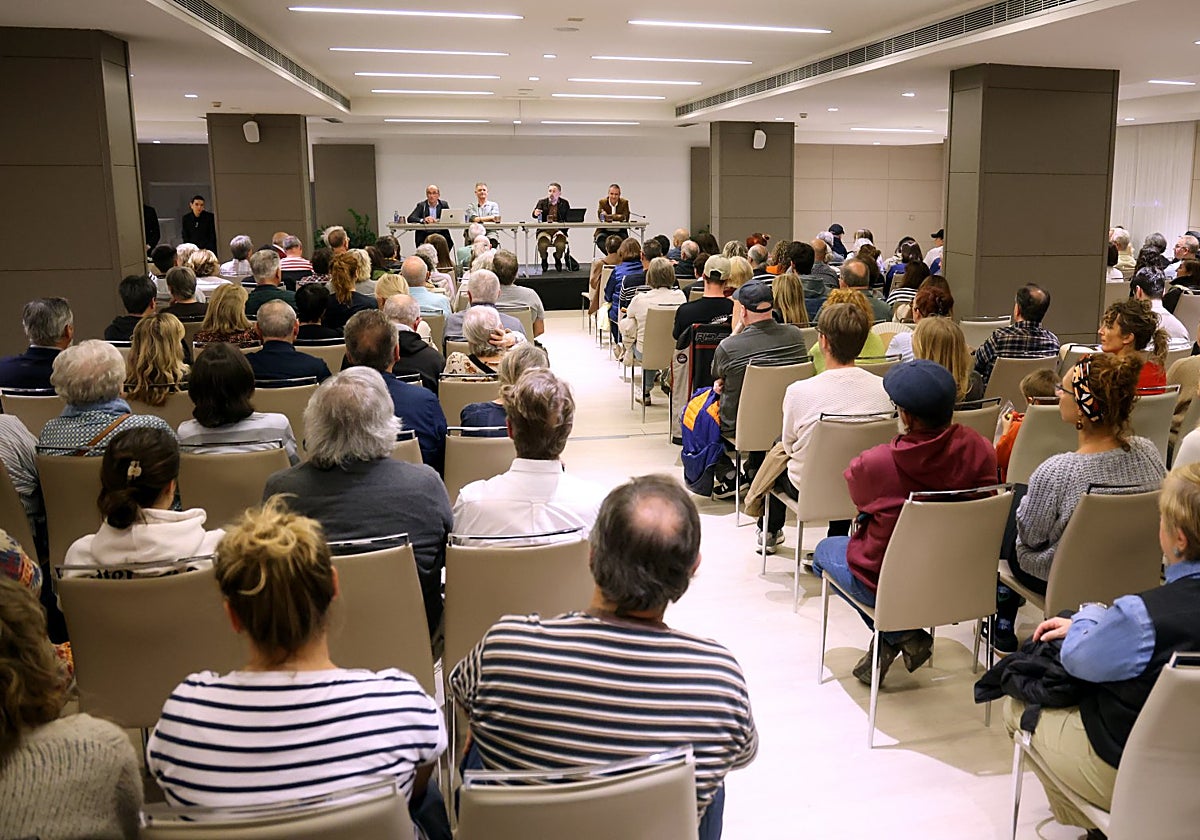 Los inquilinos de las VPO de Benta Berri en Donostia creen «justo» que se revisen sus contratos