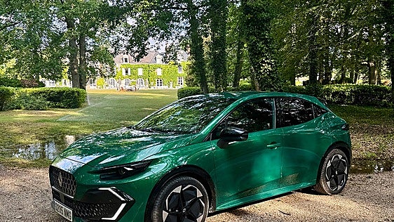 Probamos el nuevo Renault Clio viajando hasta el Valle del Loira