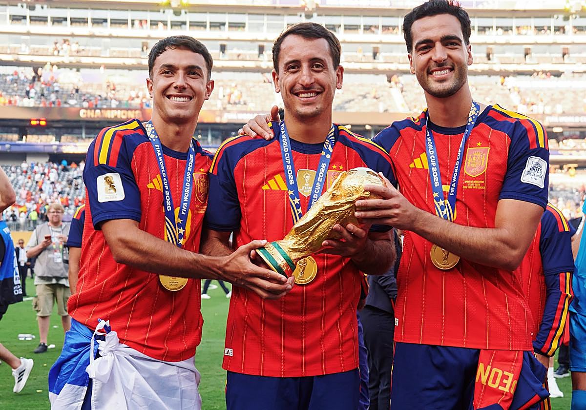 La Federación guipuzcoana premiará a Oyarzabal y Zubimendi tras su éxito en el Mundial
