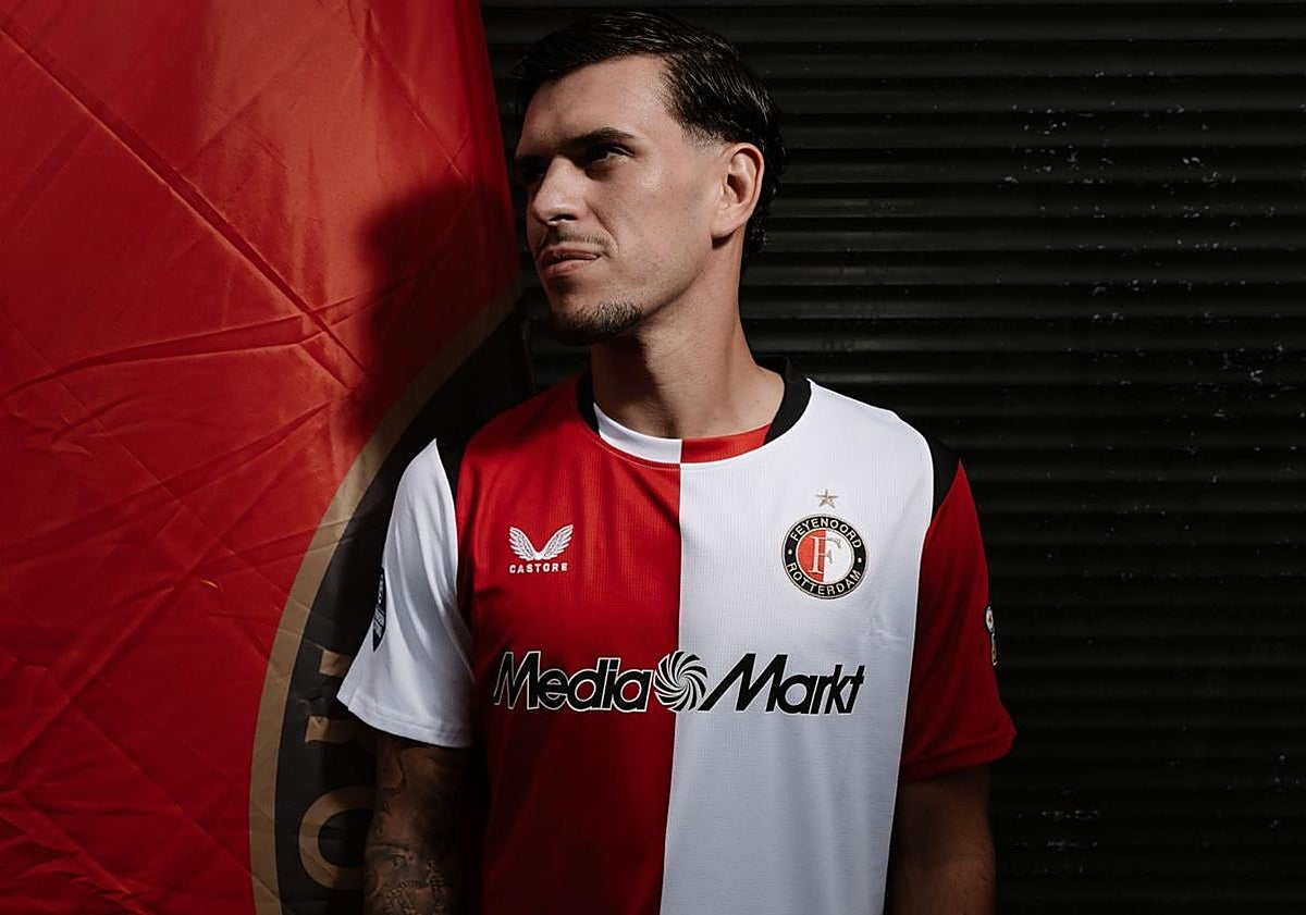 La Real hace oficial la cesión de Javi López al Feyenoord