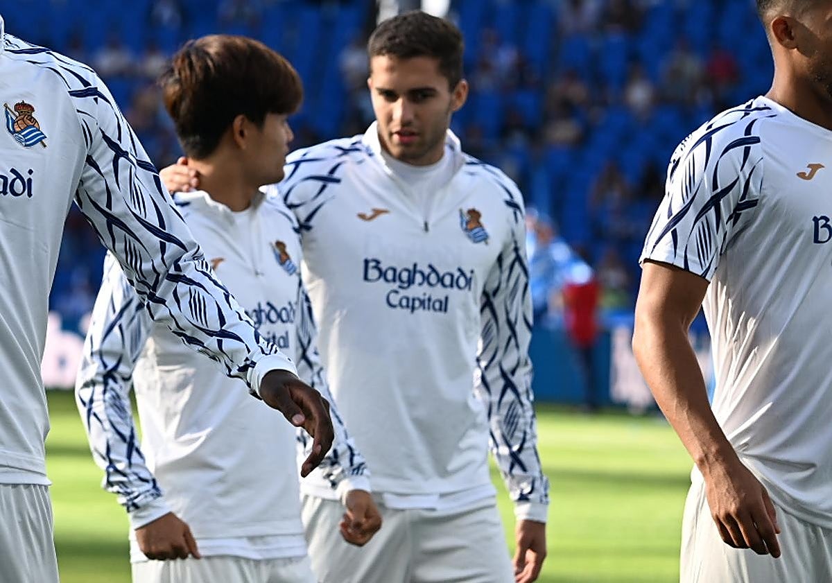 El enfado de Zakharyan ante el Espanyol: arroja el peto y se va al vestuario sin terminar el partido