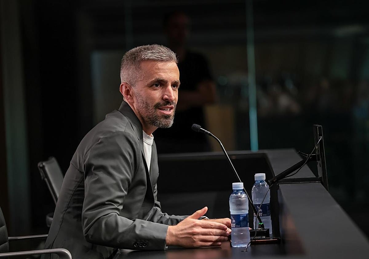 Los nombres de Bretos: Remiro, Oyarzabal, Sarr... «No siento que Zakharyan sea un tapón, pero la paciencia tiene un límite»