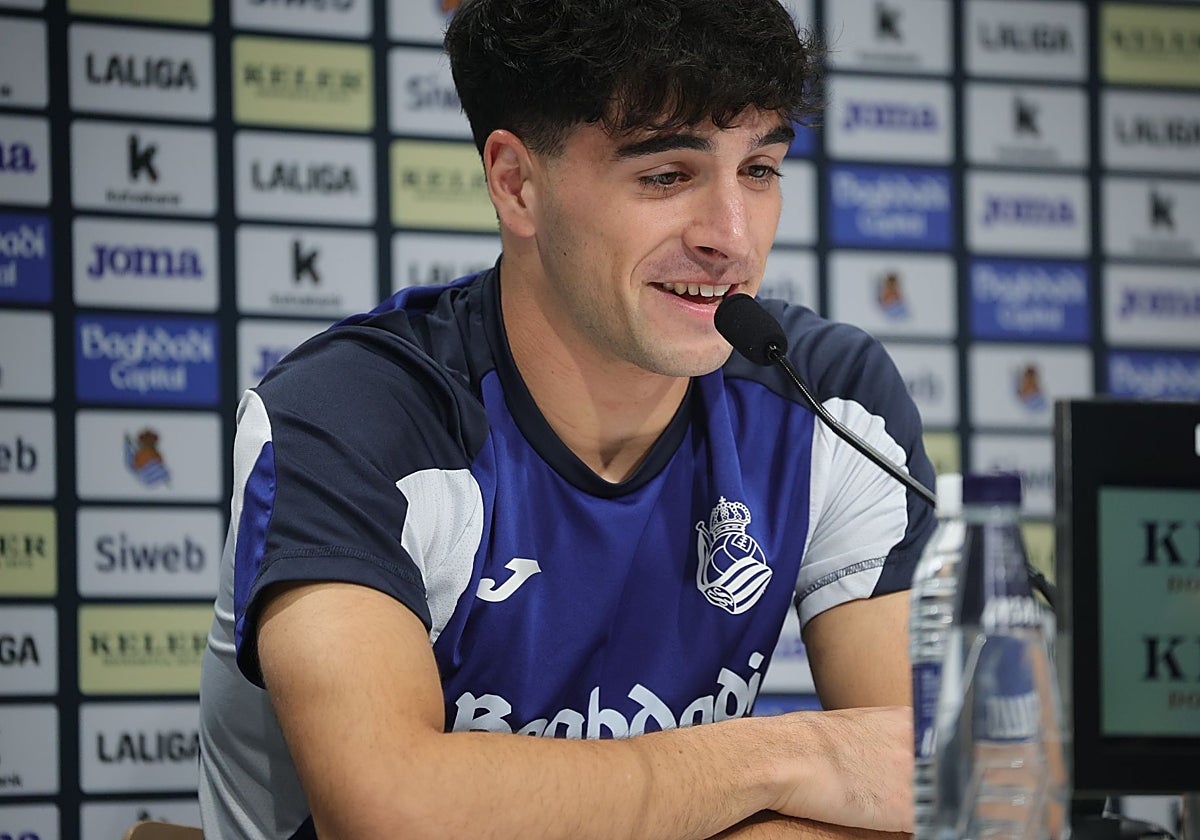 Jon Martín: «Me motiva el ambiente que se genera en un derbi ante el Athletic»