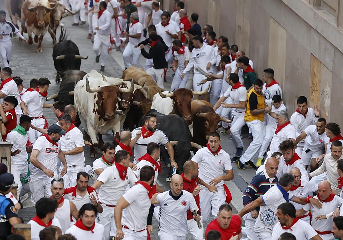 Los veloces Jandilla cierran los encierros de los Sanfermines 2026