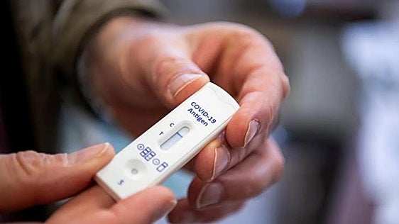 Salud constata un repunte de Covid-19 en Euskadi y crece la demanda de tests en las farmacias