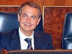 El presidente del PSOE, José Luis Rodríguez Zapatero en el Congreso. /EFE