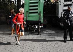 Un vecino corre por las calles de Nueva York. / Reuters | Atlas