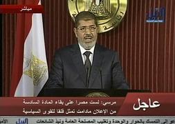 Morsi lanzó ayer un mensaje a los egipcios. / Foto: Reuters | Vídeo: Atlas