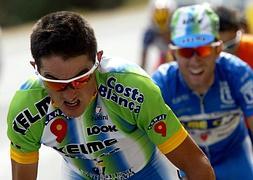 Óscar Sevilla, durante una etapa de la Vuelta a España de 2003./AFP