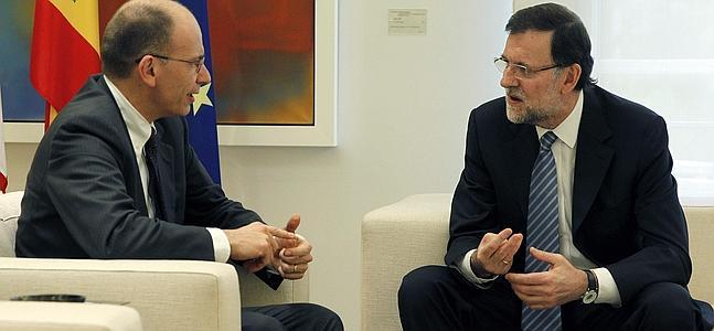 Mariano Rajoy, junto al nuevo primer ministro italiano, Enrico Letta. / Foto: J. J. Guillén (Efe) | Vídeo: Atlas