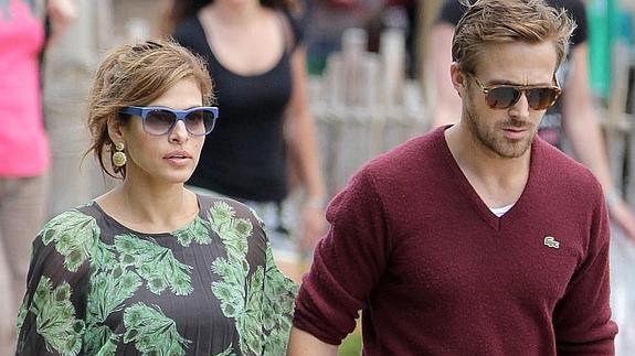 Eva Mendes y Ryan  Gosling esperan su primer hijo