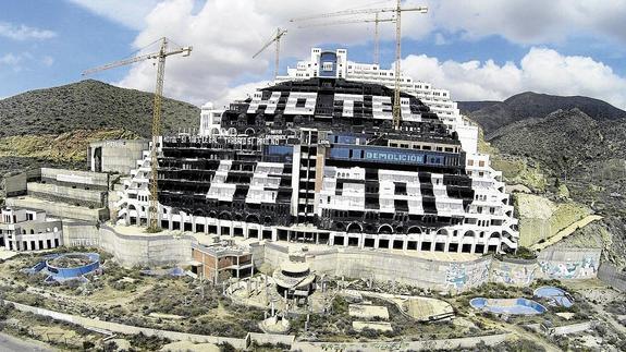 Hotel 'El Algarrobico', en Cabo de Gata.